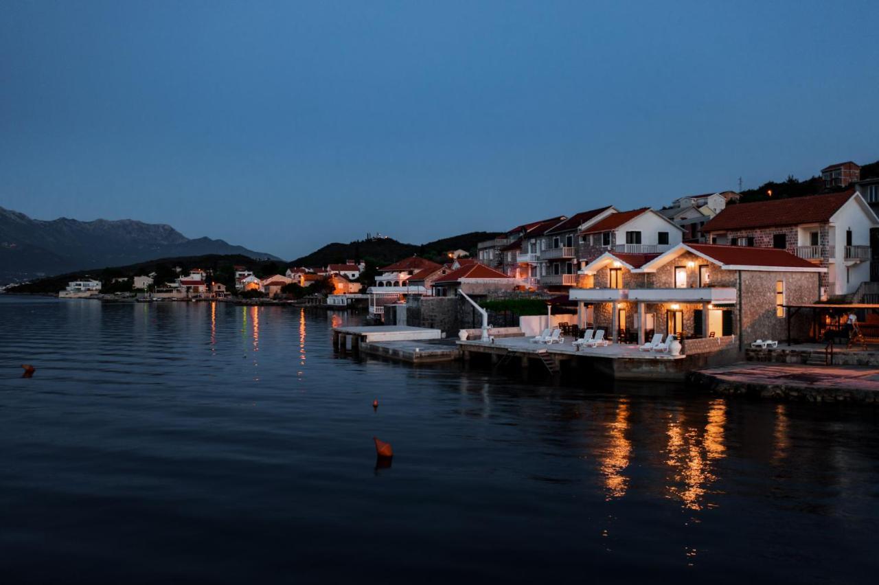 Apartments Ponta Krasici Tivat Exterior photo